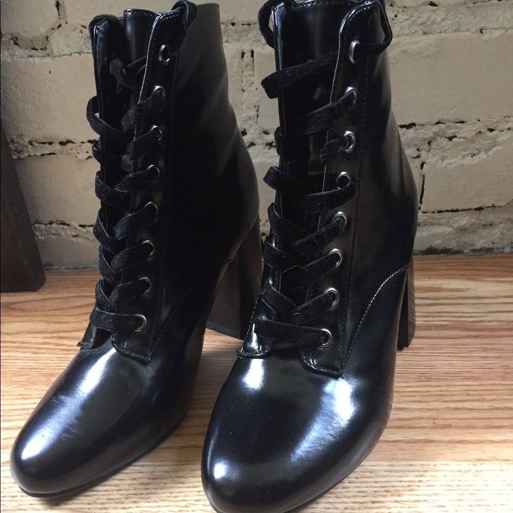 Black Boots